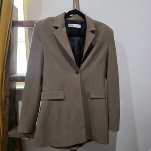 Zara Women's Classic Brown Blazer